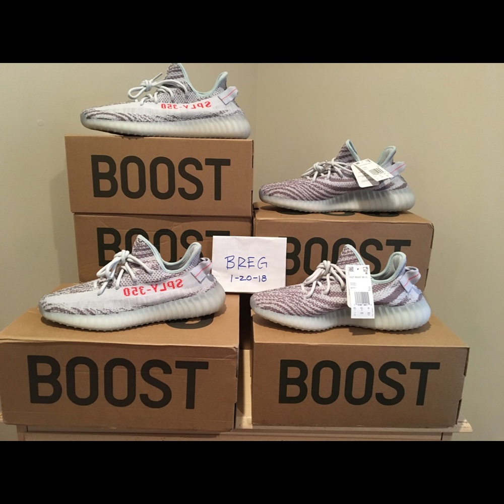*** Sold out ***Adidas Yeezy Boost Blue Tint